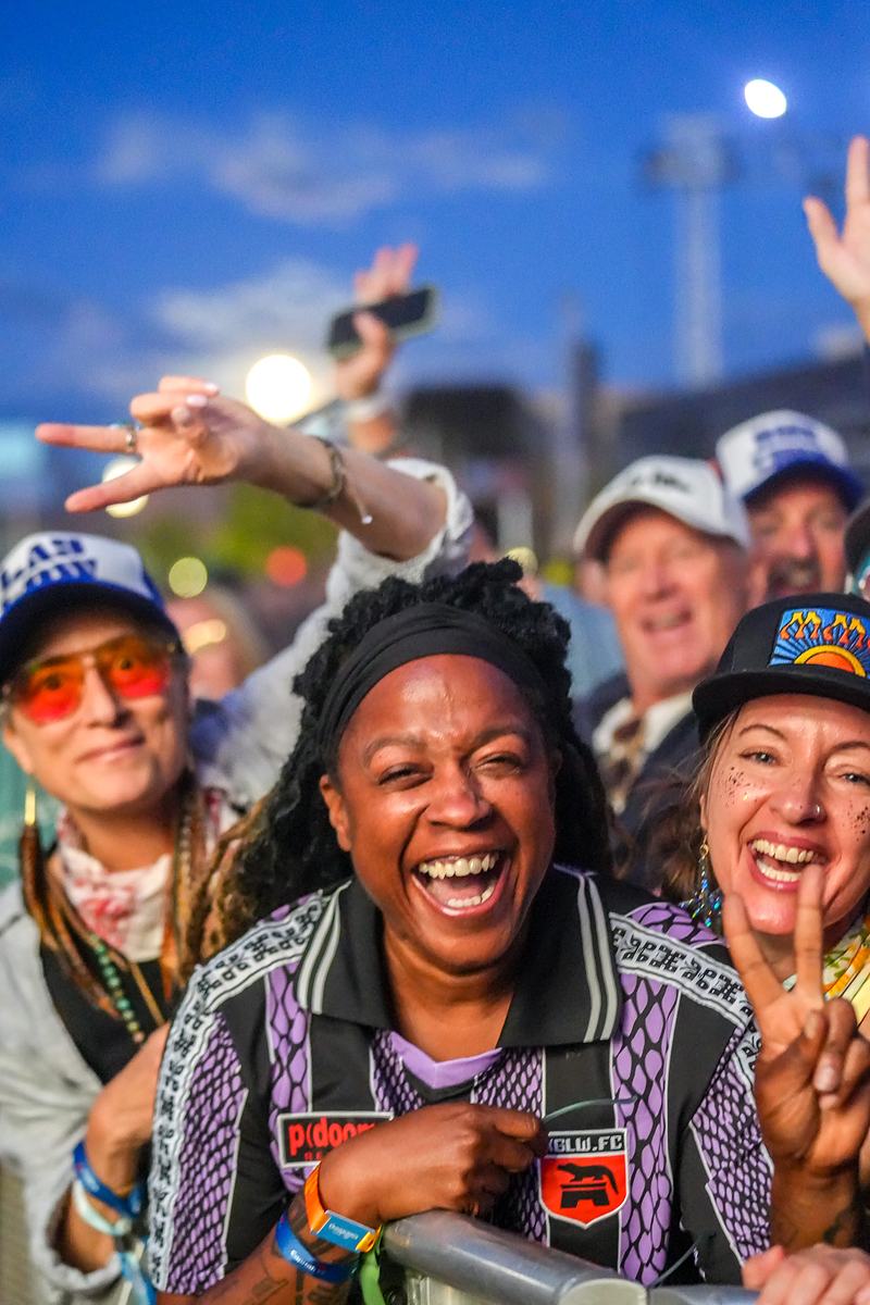 Live festival portrait — honest documentary photography by TaraLens Media