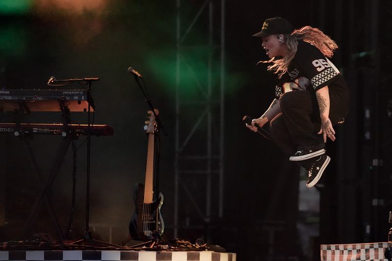 Live music performance — stage documentary photography by TaraLens Media