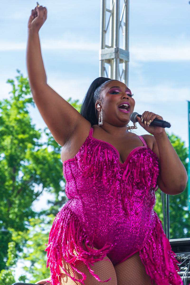 Performer portrait — live music stage photography, TaraLens Media